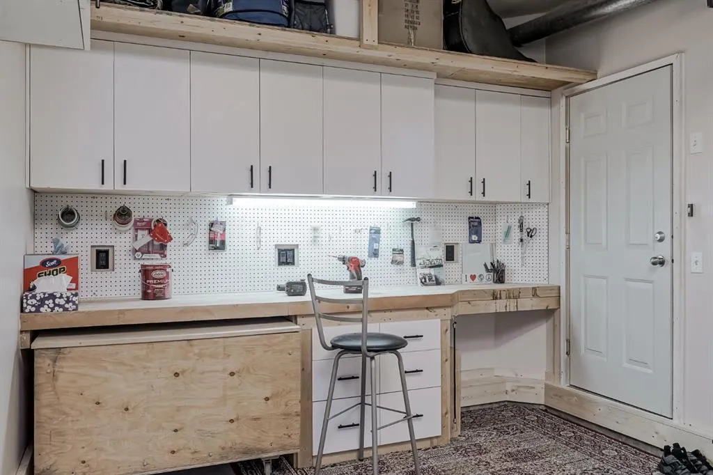 39 Hidden Creek Place NW, #104