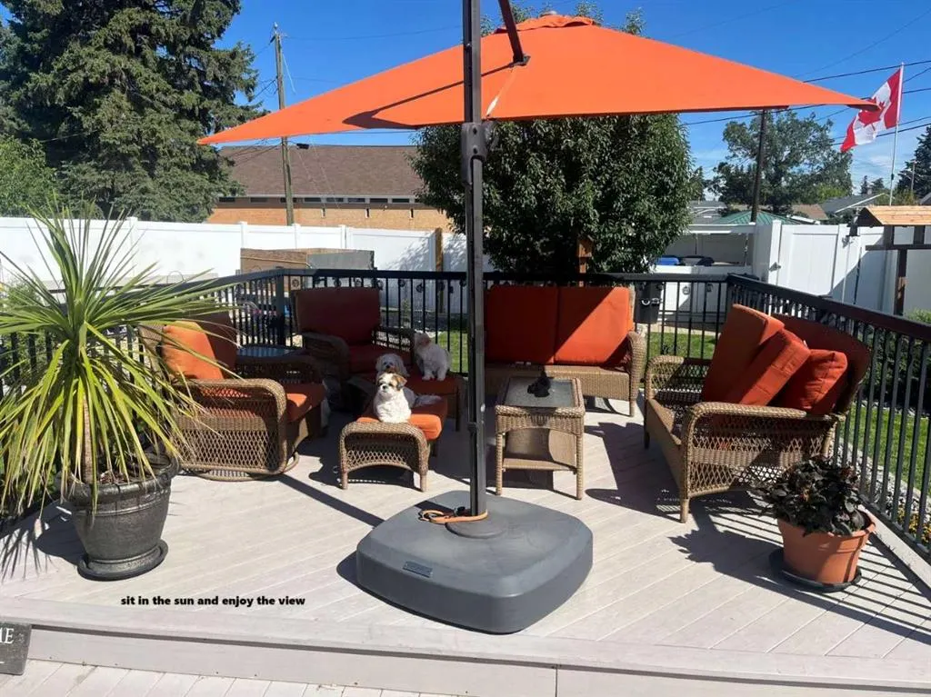 3828 Eastwood Crescent