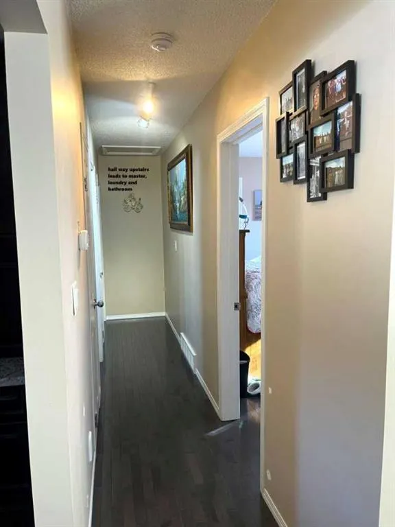 3828 Eastwood Crescent