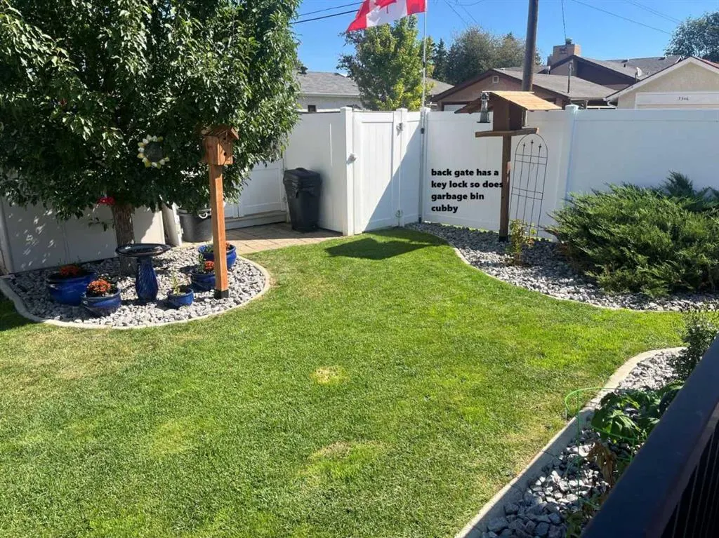 3828 Eastwood Crescent