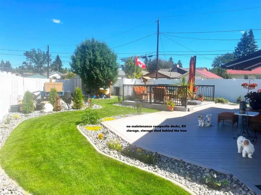 3828 Eastwood Crescent