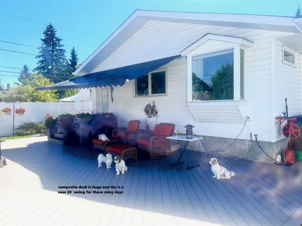 3828 Eastwood Crescent