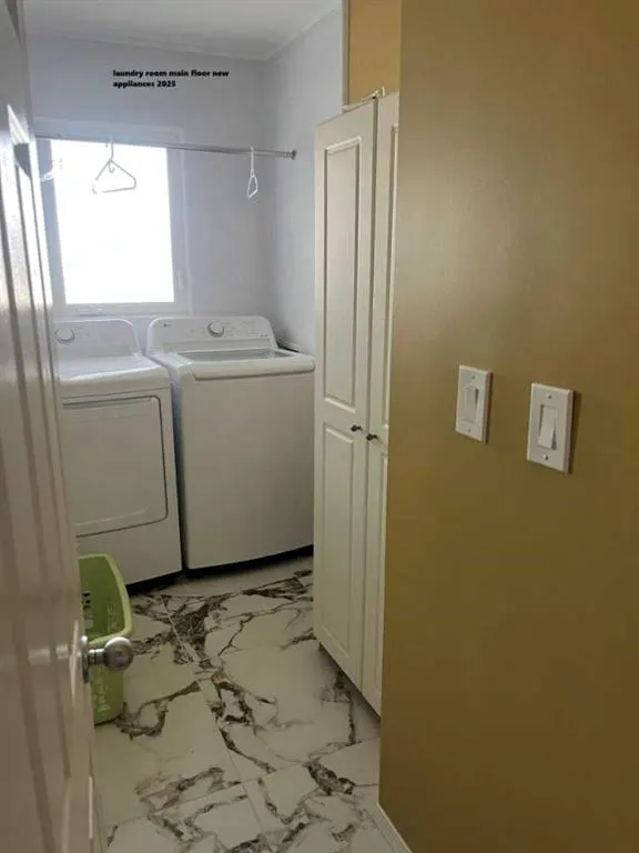 3828 Eastwood Crescent