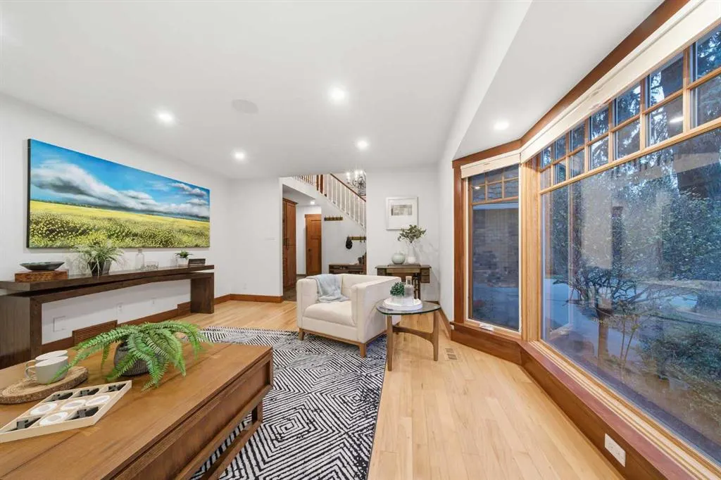 631 Willoughby Crescent SE