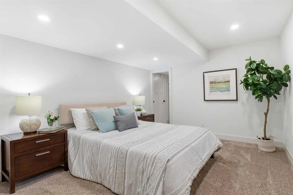 631 Willoughby Crescent SE