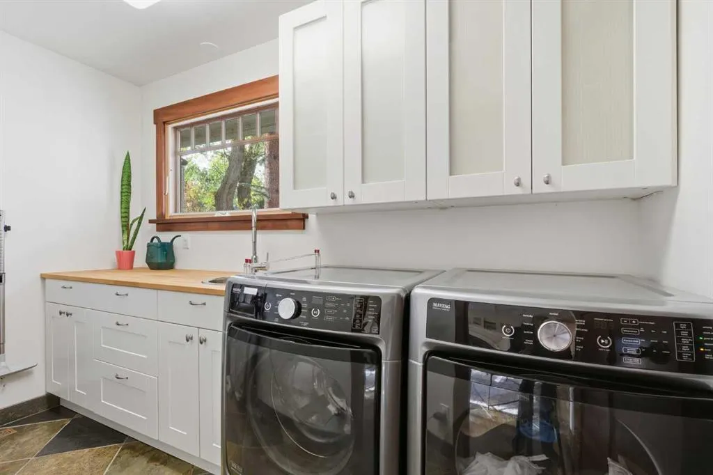 631 Willoughby Crescent SE