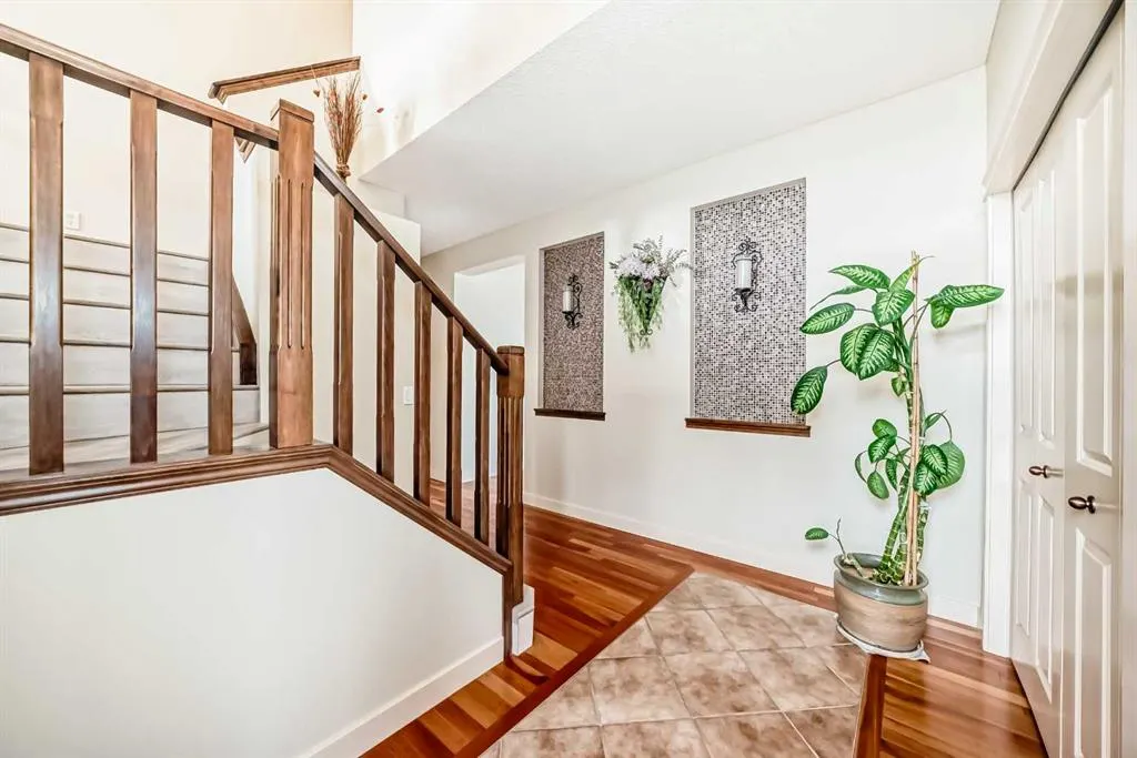 367 Hidden Creek Boulevard NW