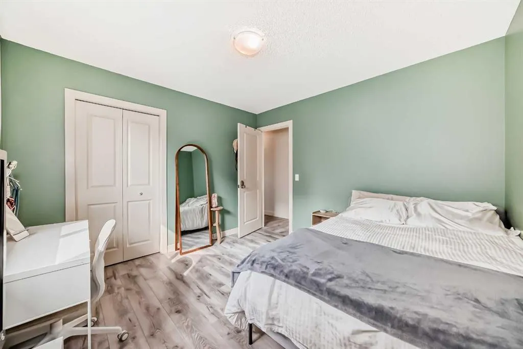 367 Hidden Creek Boulevard NW