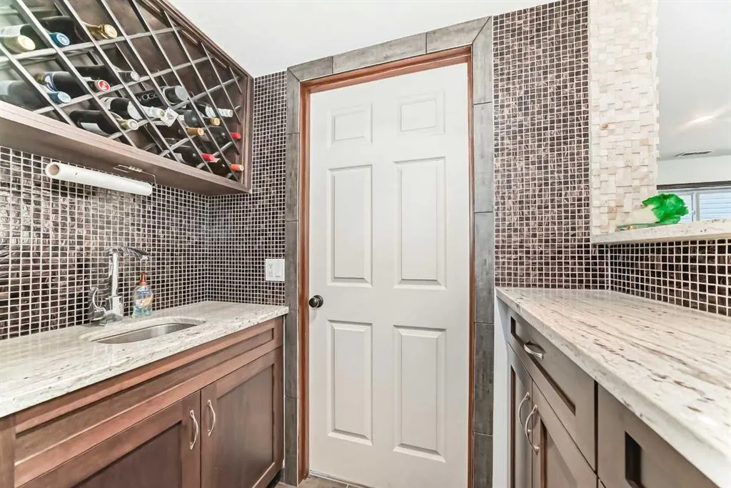 367 Hidden Creek Boulevard NW