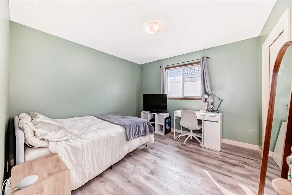 367 Hidden Creek Boulevard NW