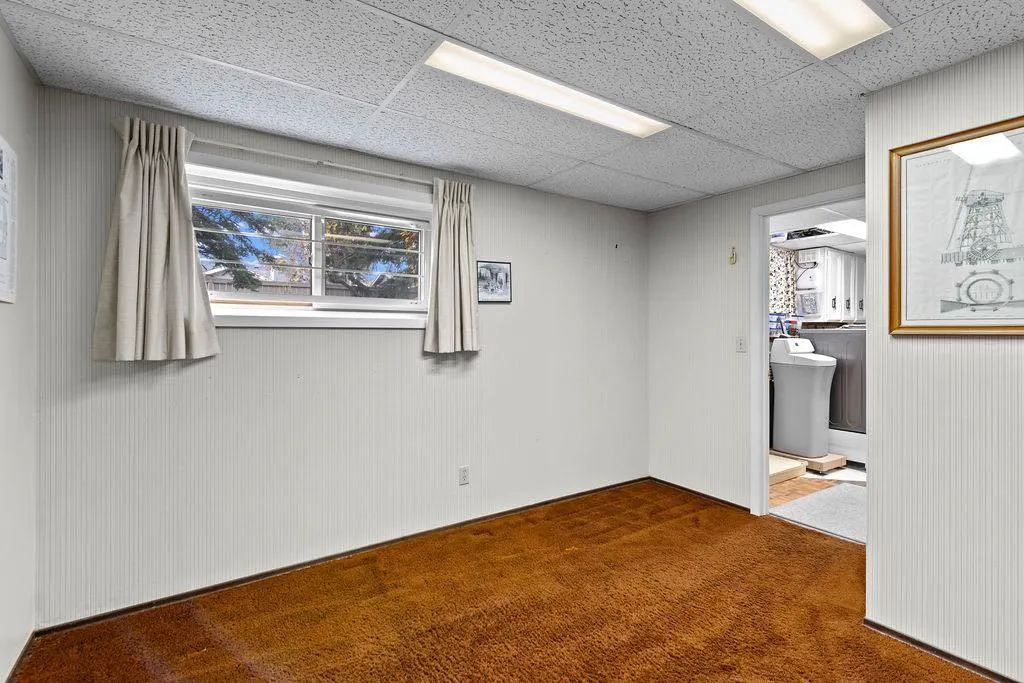 3350 Oakwood Drive SW