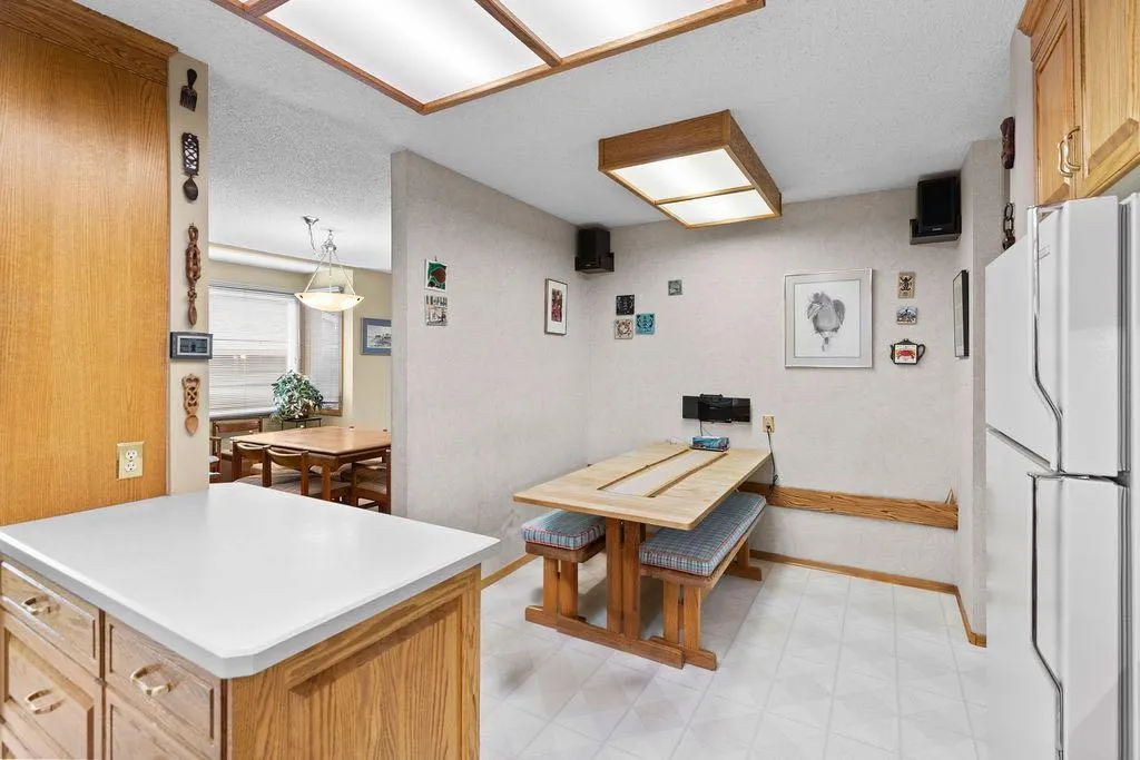 3350 Oakwood Drive SW