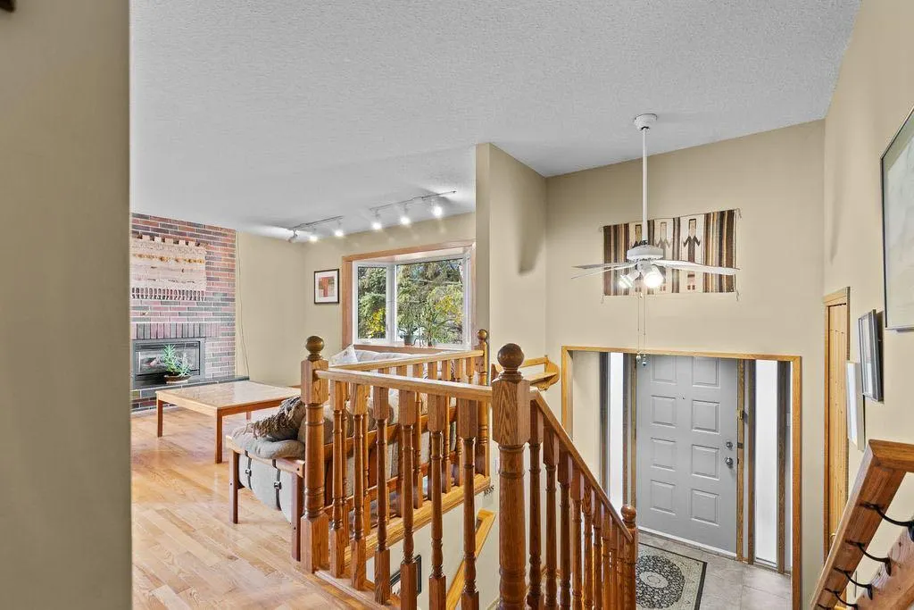 3350 Oakwood Drive SW