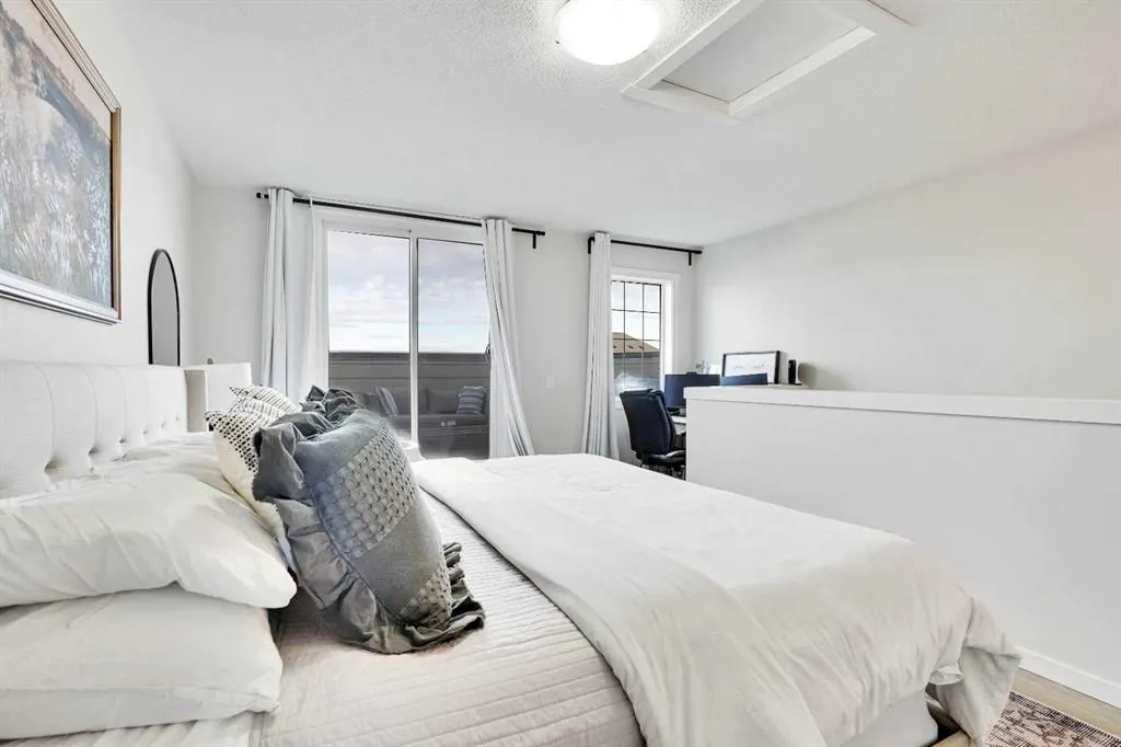 128 Cranbrook Square SE