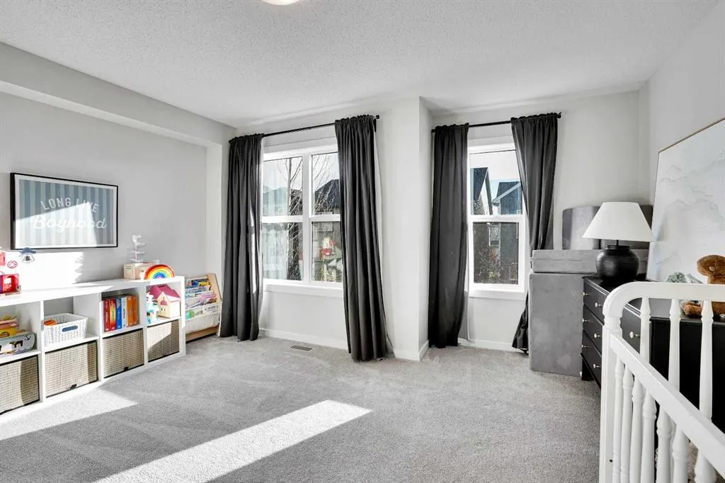 128 Cranbrook Square SE