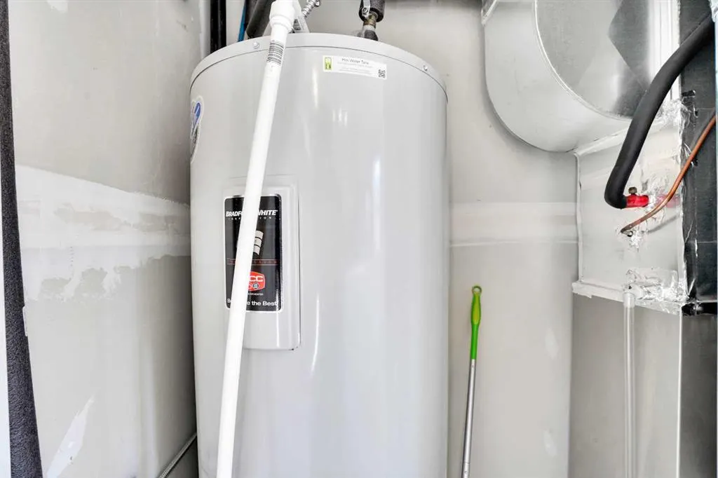 128 Cranbrook Square SE