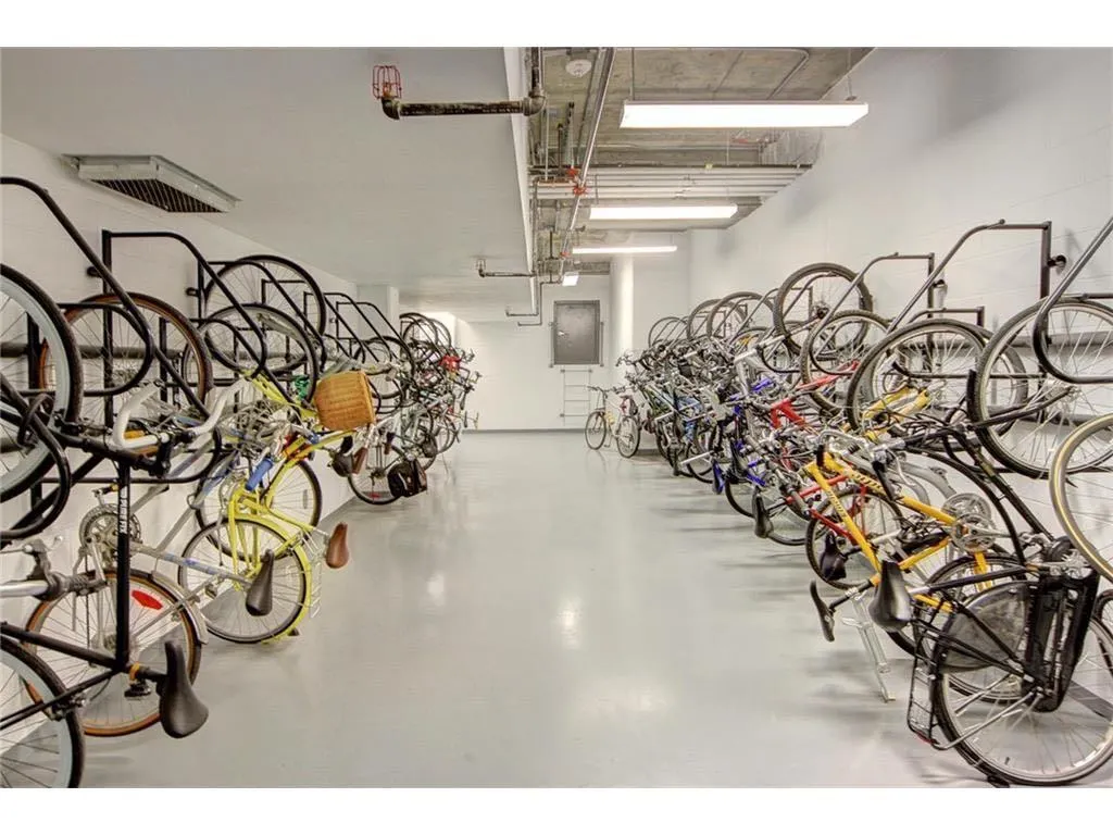 303 13 Avenue SW, #801