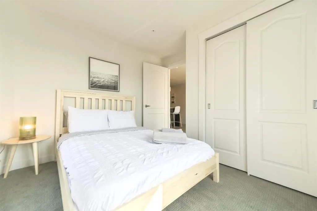 303 13 Avenue SW, #801