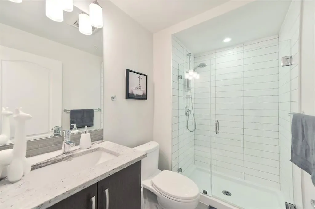 303 13 Avenue SW, #801