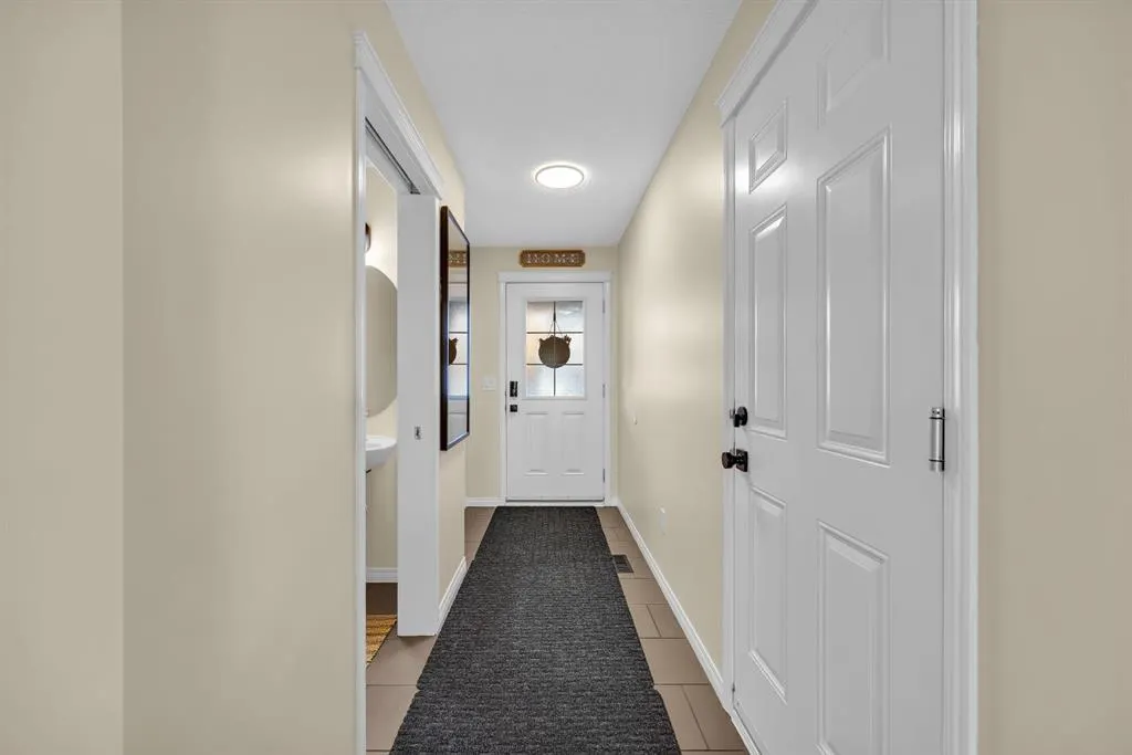 128 Country Village Manor NE