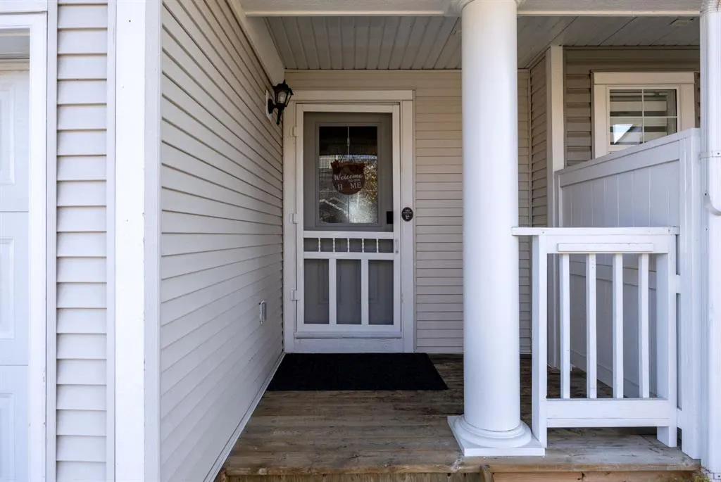 128 Country Village Manor NE