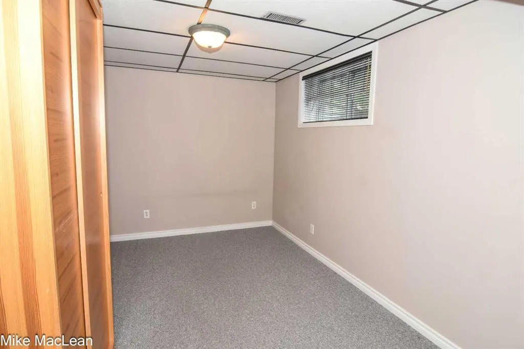 723 Whitehill Way NE