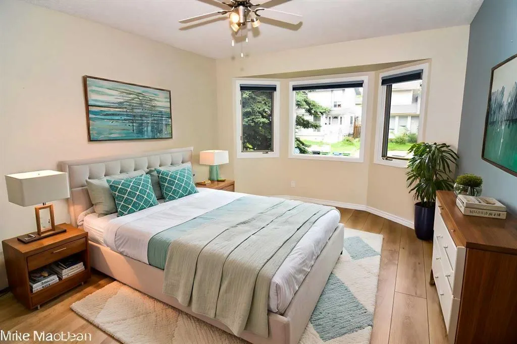 723 Whitehill Way NE