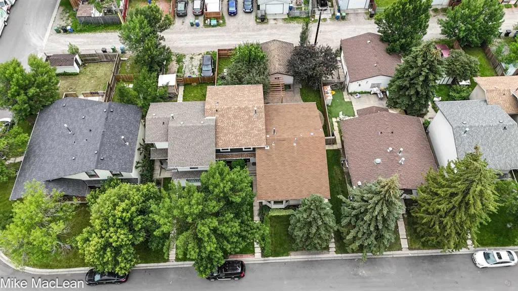 723 Whitehill Way NE