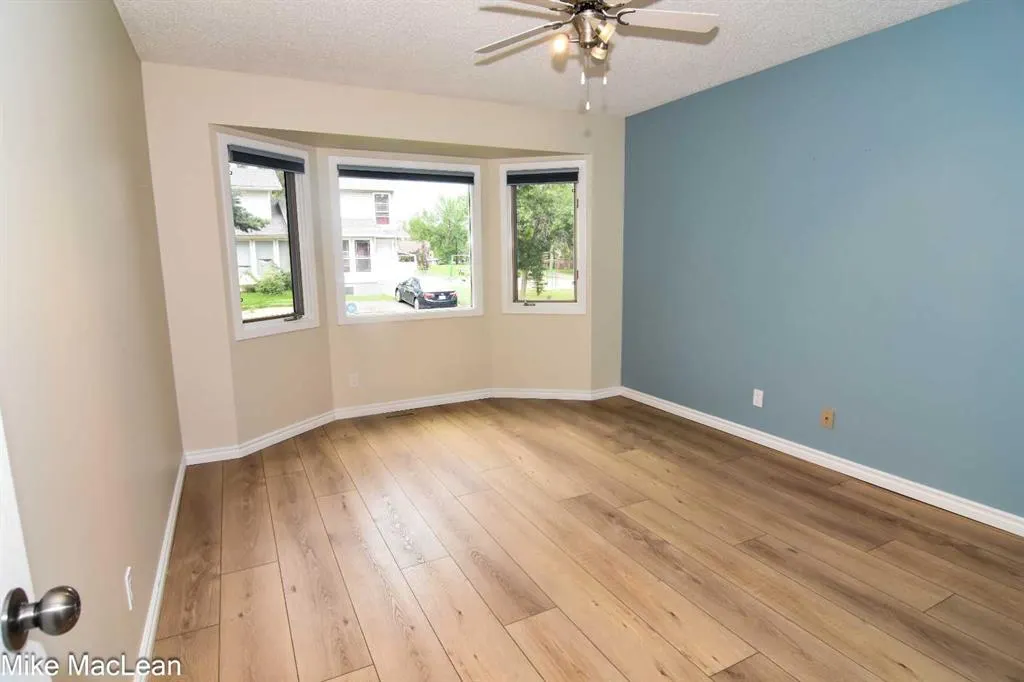 723 Whitehill Way NE