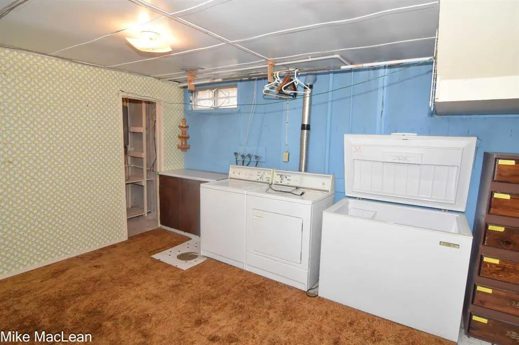 723 Whitehill Way NE