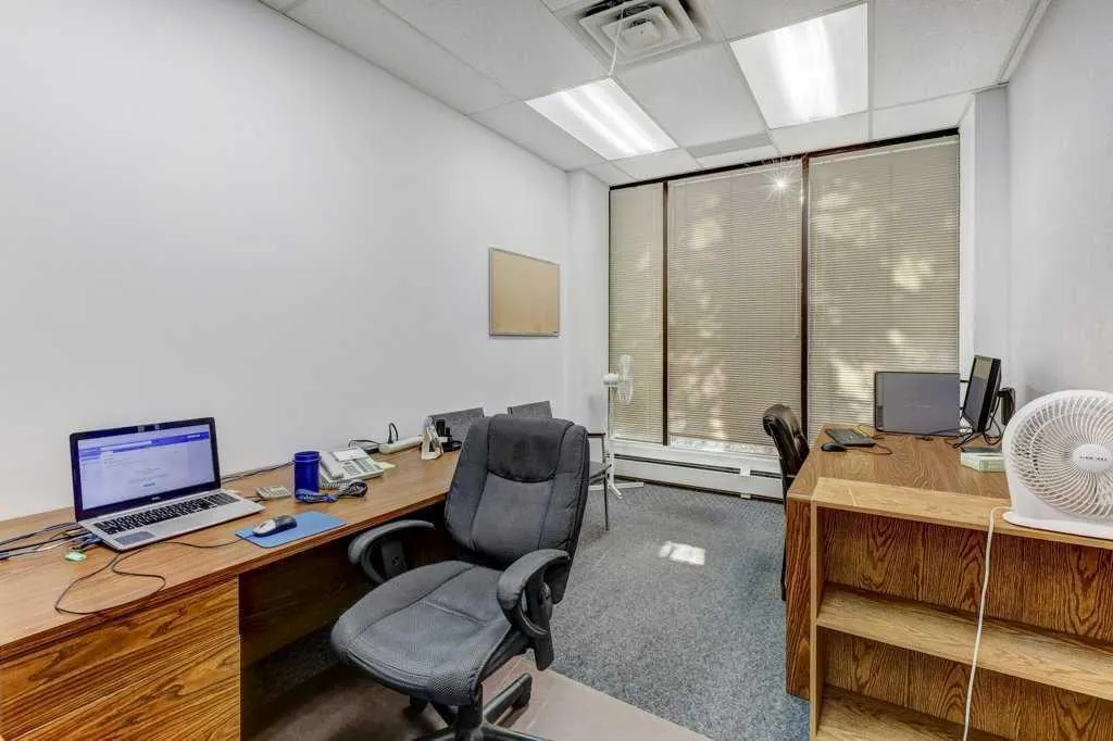 4603 Varsity Drive NW, #204