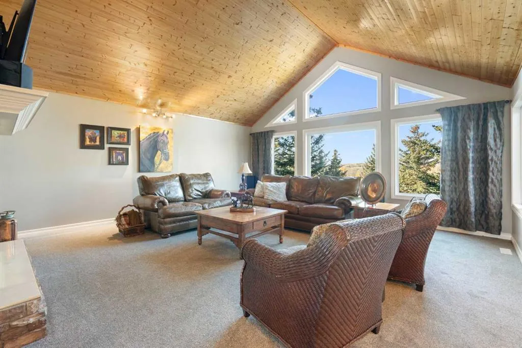 33038 Township Road 272