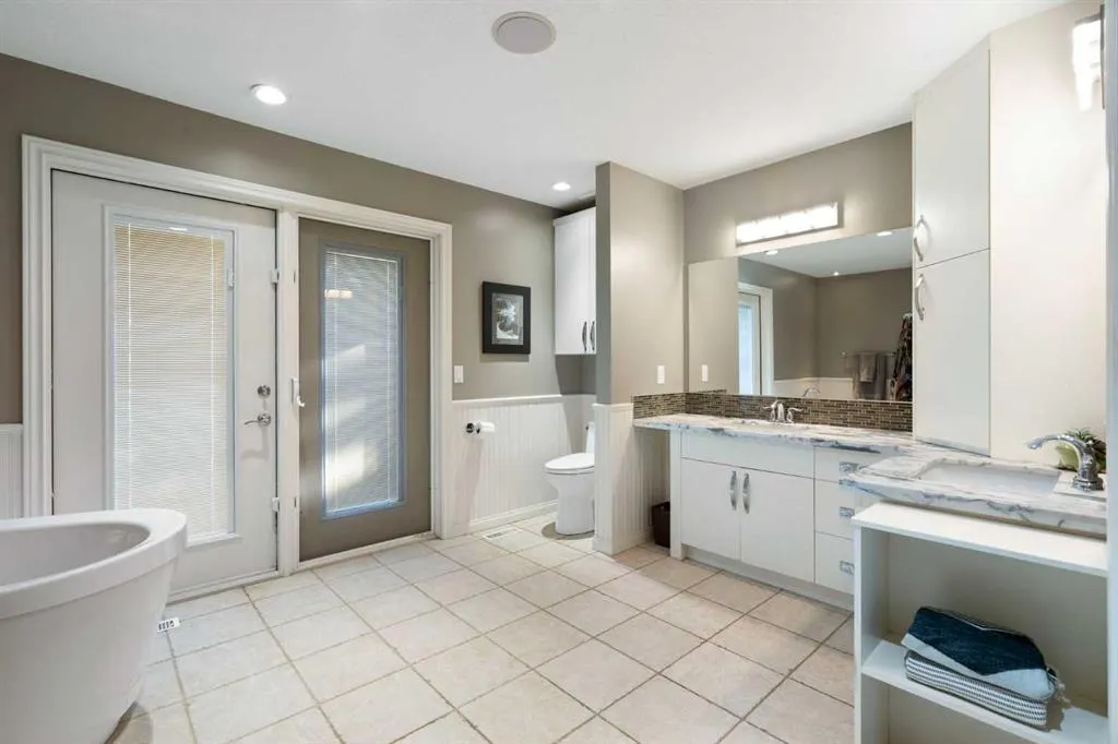 33038 Township Road 272