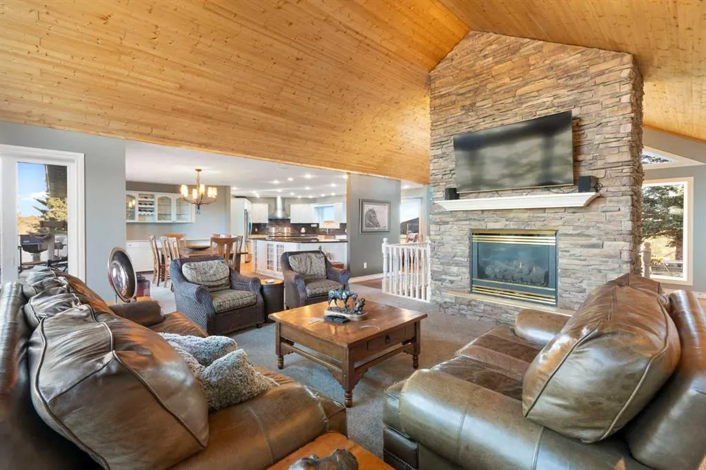 33038 Township Road 272