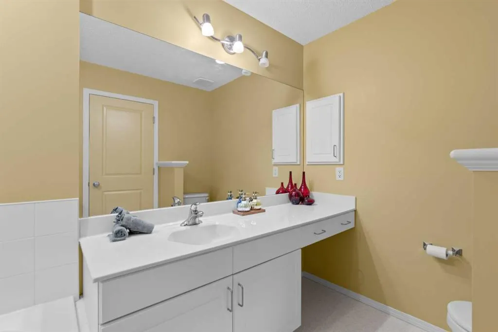 147 Hampstead Green NW