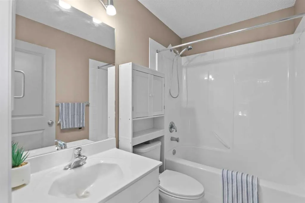 147 Hampstead Green NW