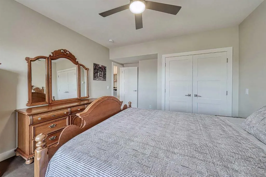 180 Arbour Glen Close NW