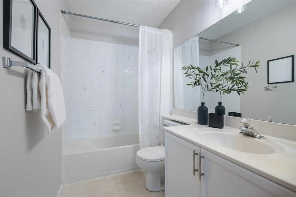 11 Bridlewood Road SW