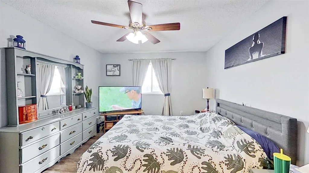 11 Dover Point SE, #406