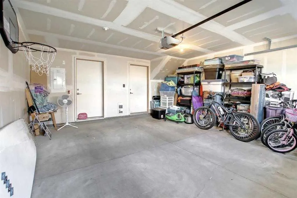 111 Rainbow Falls Gate, #11