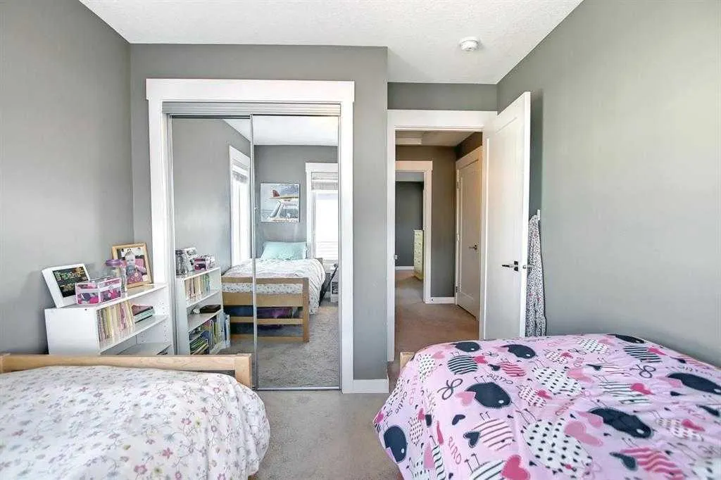 111 Rainbow Falls Gate, #11