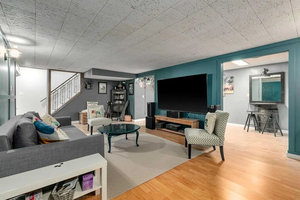 732 Sacramento Place SW