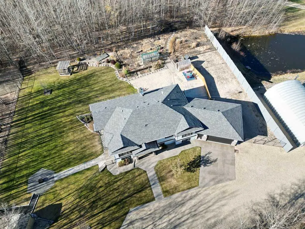 22252 Township Road 505