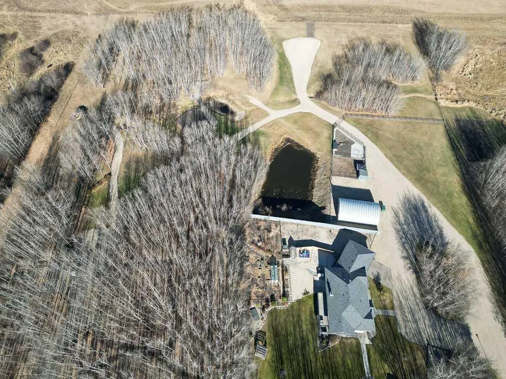 22252 Township Road 505