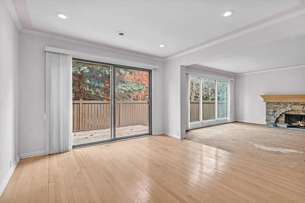 1815 Varsity Estates Drive NW, #24