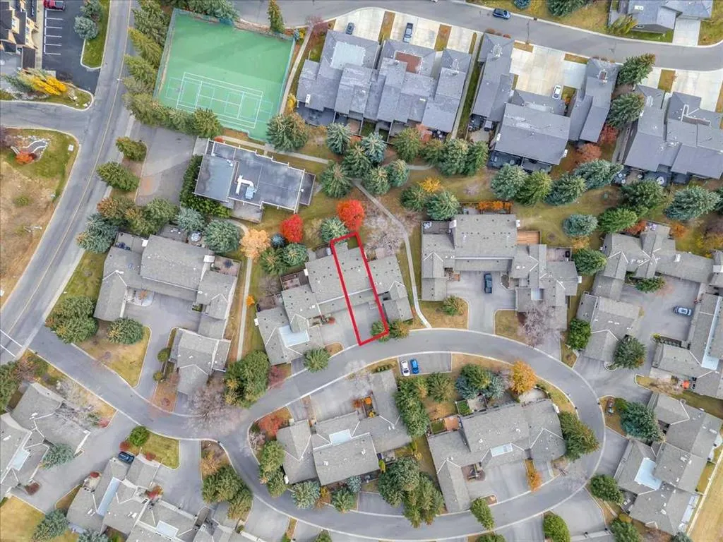 1815 Varsity Estates Drive NW, #24