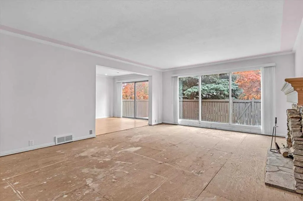 1815 Varsity Estates Drive NW, #24