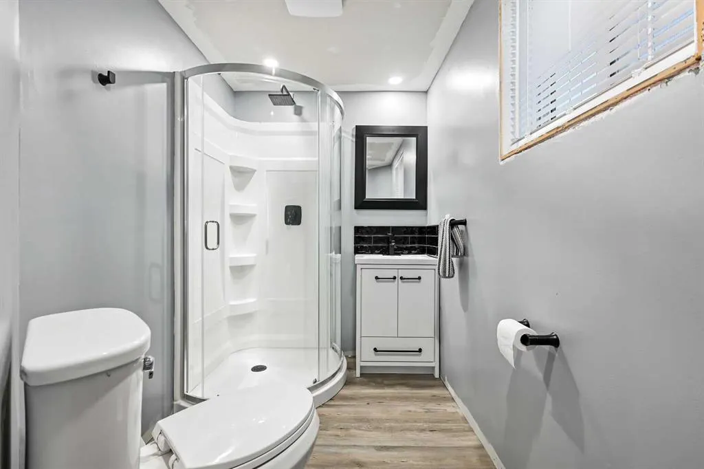 30 River Rock Way SE