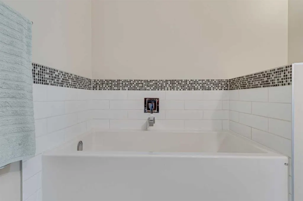 84 Shannon Estates Terrace SW