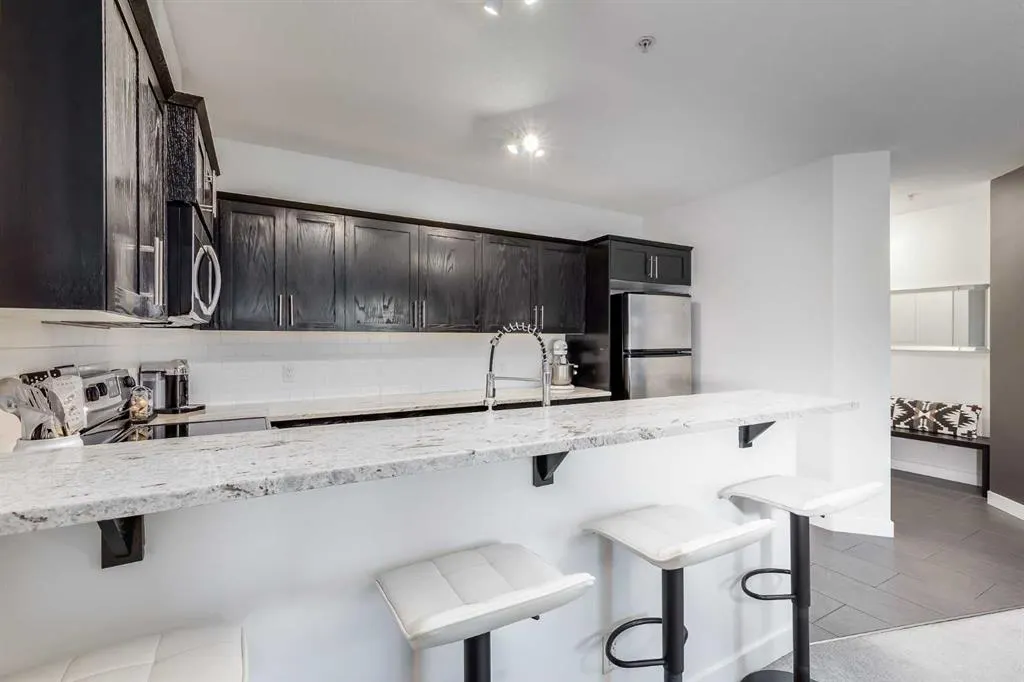 117 19 Avenue NE, #204